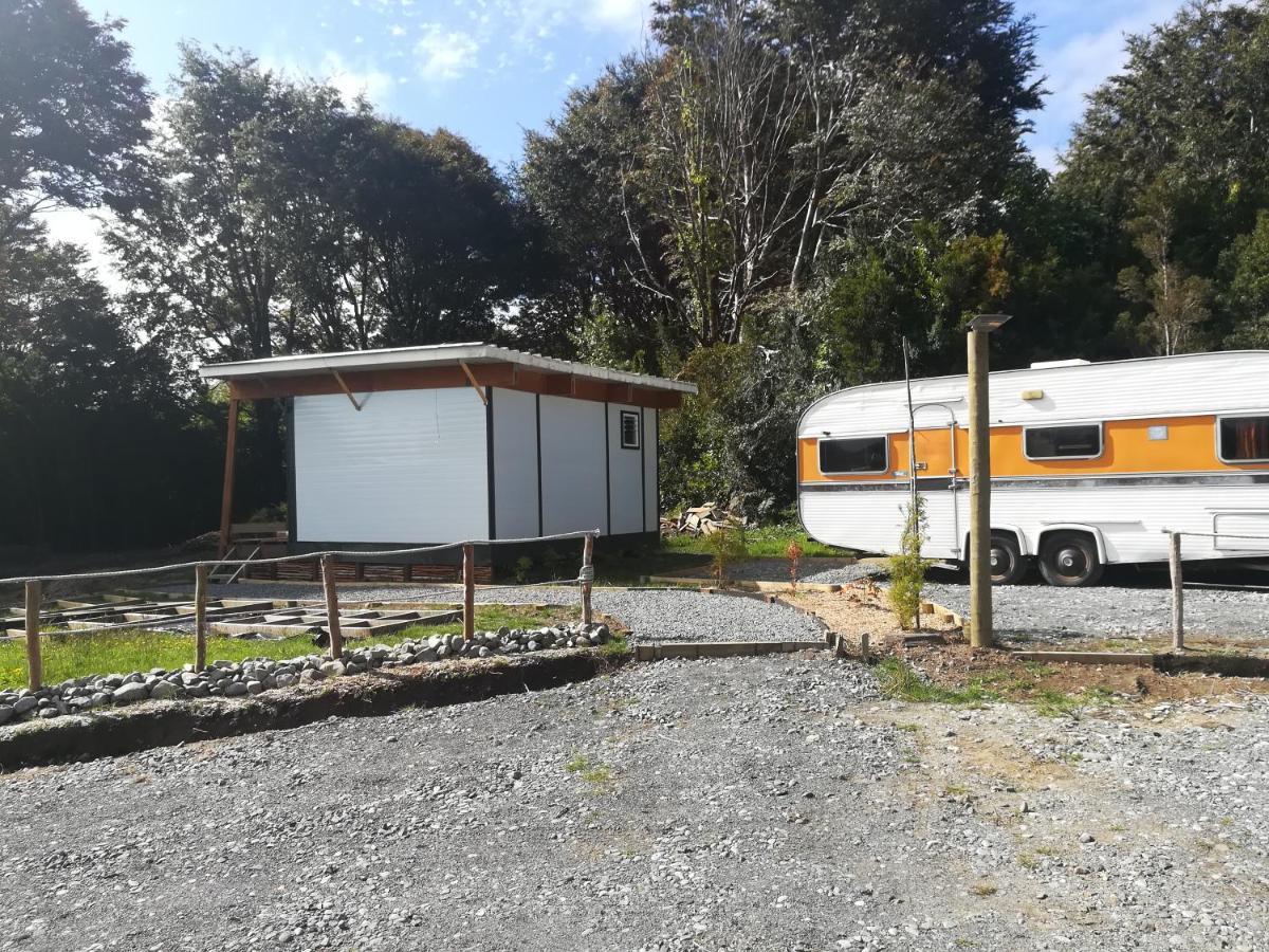Hostal La Minga Chaitén Exterior foto